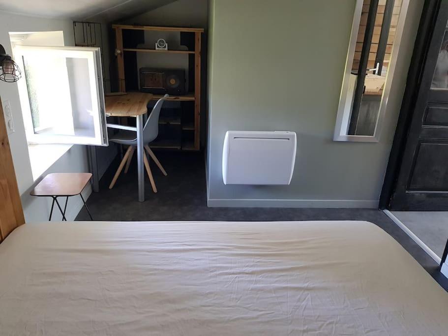 Petite Maison Type Loft En Plein Bourg D'Ambazac المظهر الخارجي الصورة