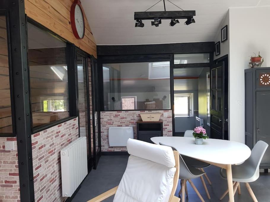 Petite Maison Type Loft En Plein Bourg D'Ambazac المظهر الخارجي الصورة